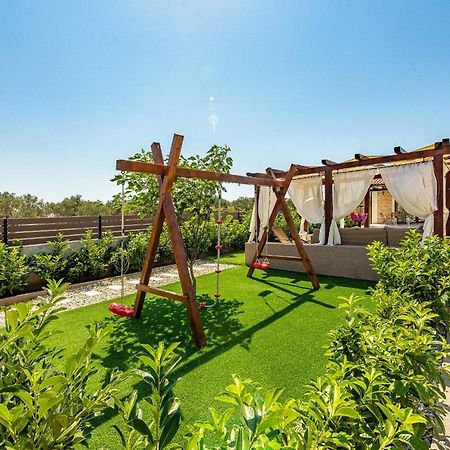 Villa Aldonna بيبينيا المظهر الخارجي الصورة