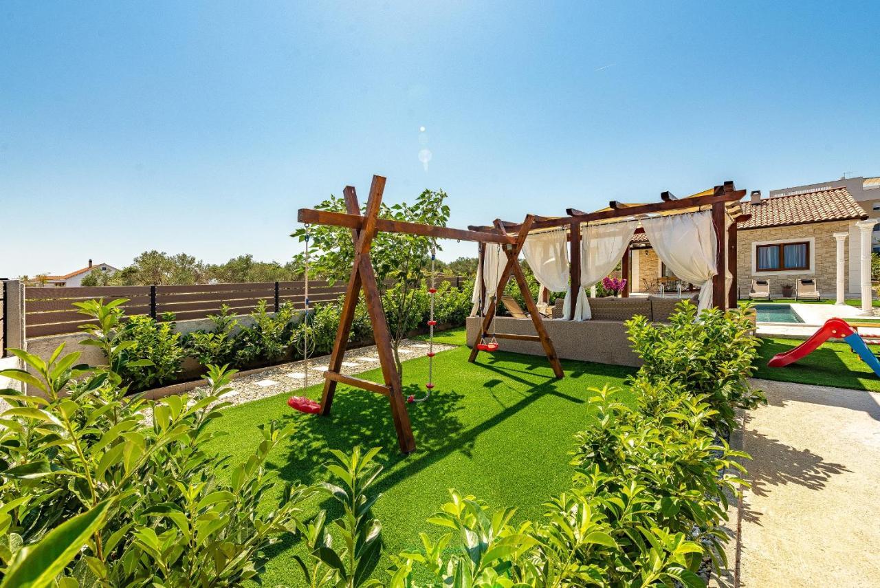 Villa Aldonna بيبينيا المظهر الخارجي الصورة